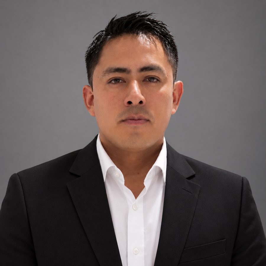 Alberto Falcón